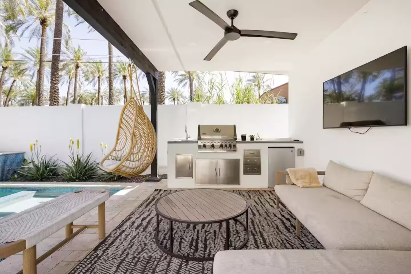 The outdoor kitchen at Palmera by day, Arcadia